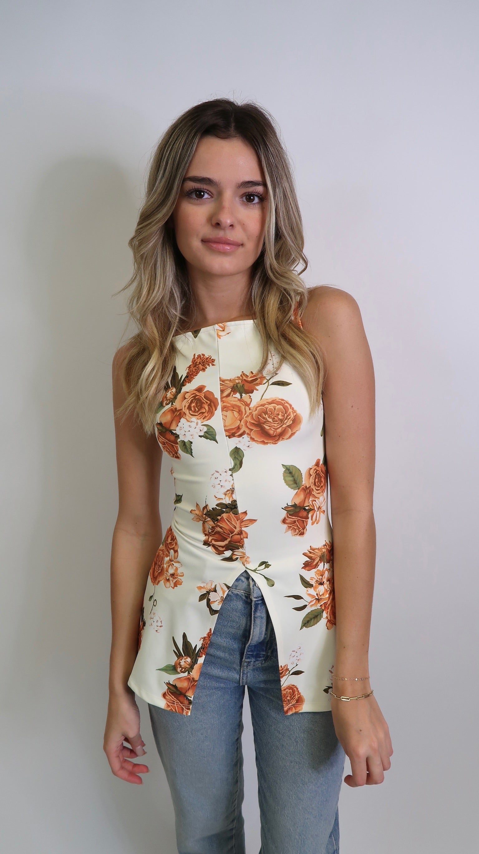 HIGH NECK FLY AWAY TOP