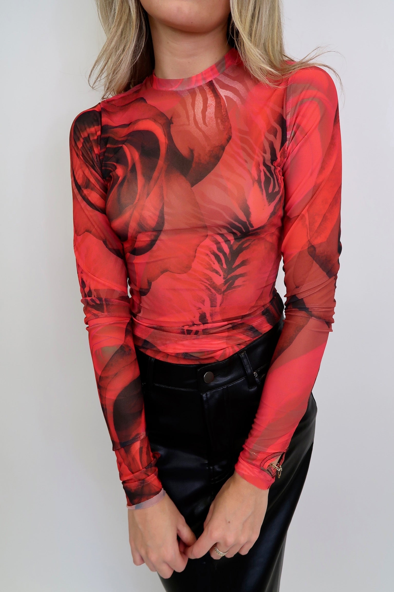 THE KAYLEE TOP