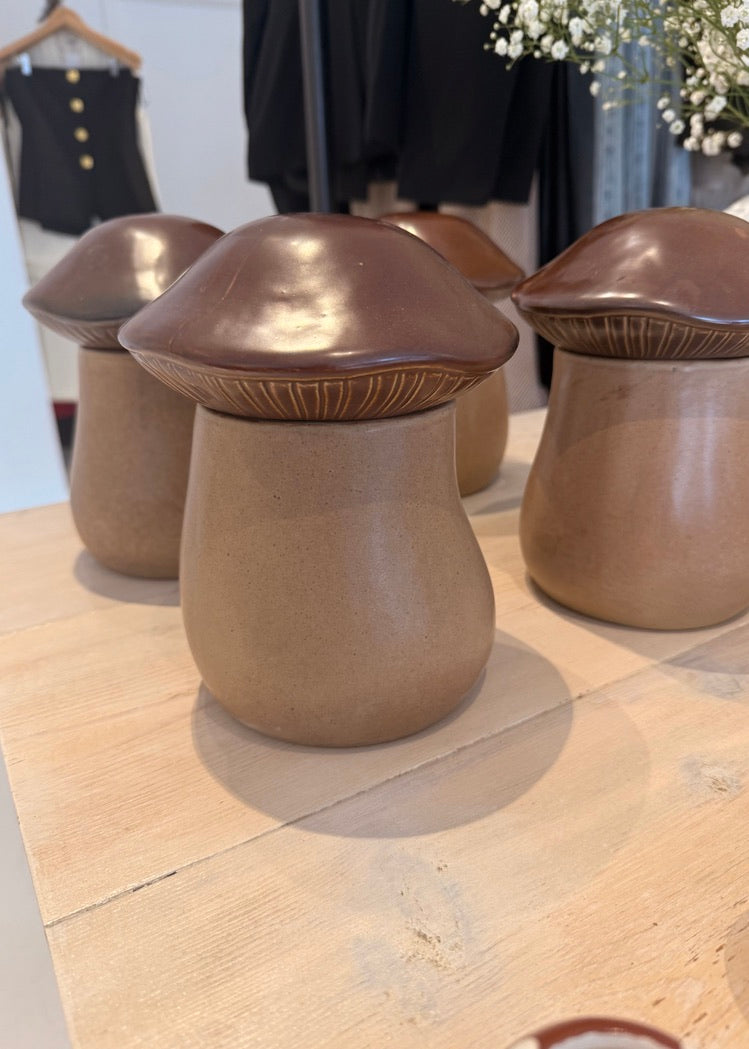MUSHROOM JAR - LARGE