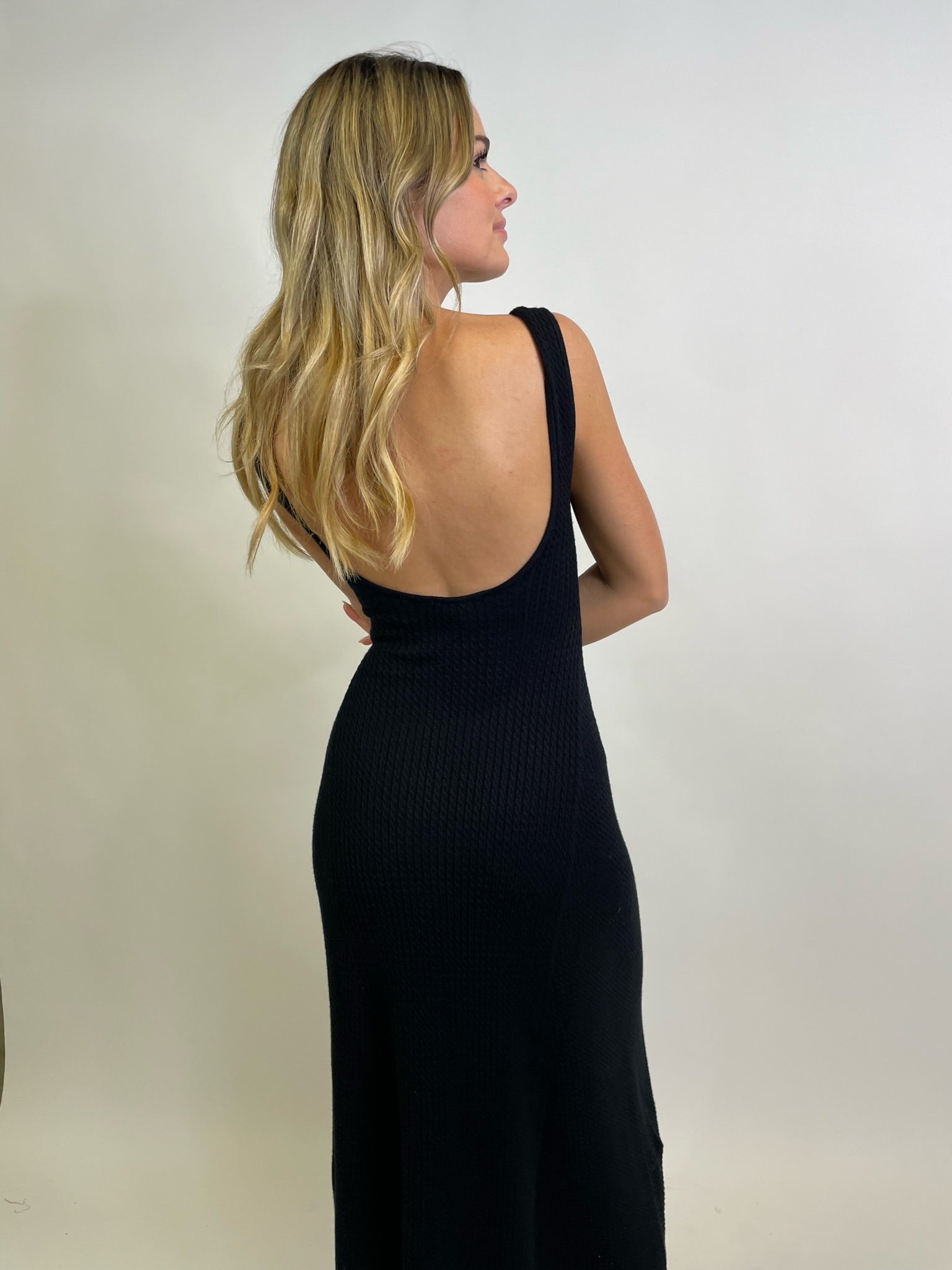 SCOOP SWEATER DRESS