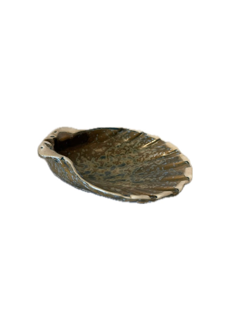 SHELL DISH