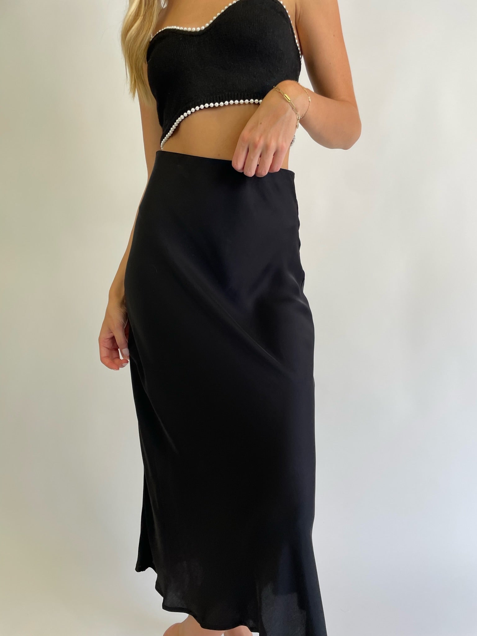 THE ROCK N ROLL MIDI SKIRT