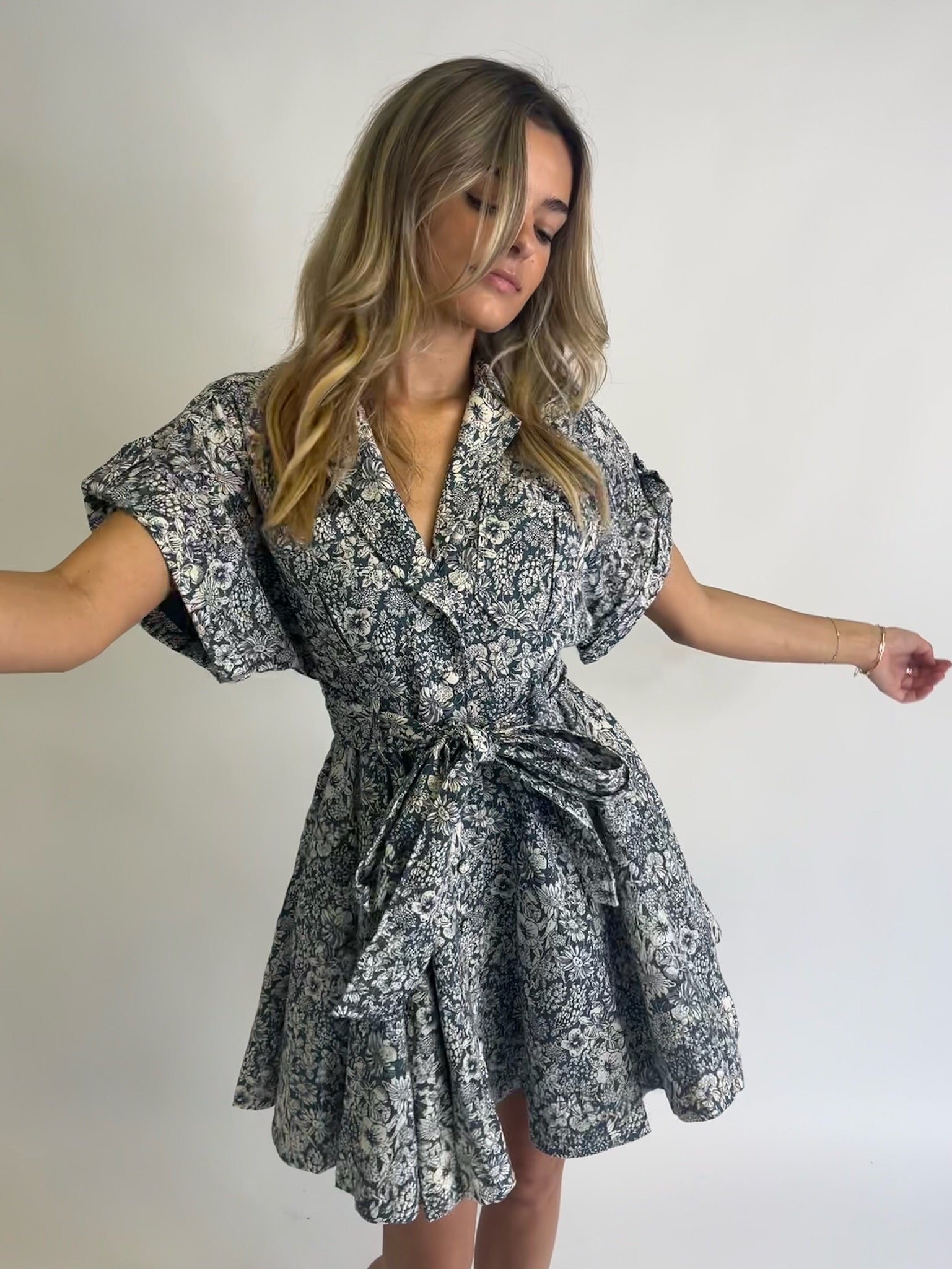 THE SUNFLOWER DRESS