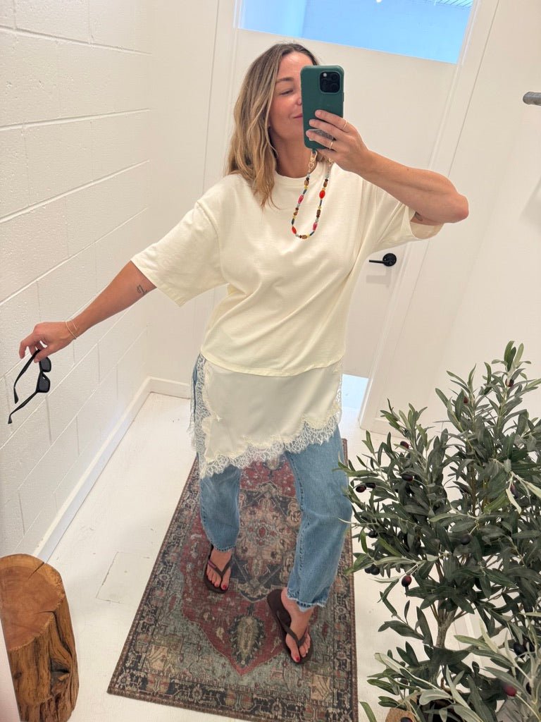 LACE TRIM TSHIRT - Esther Penn