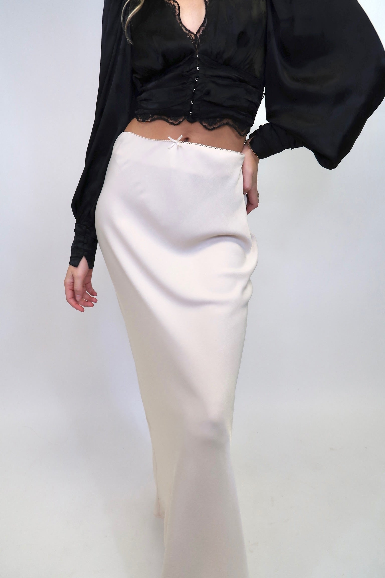 THE MUSE MAXI SKIRT
