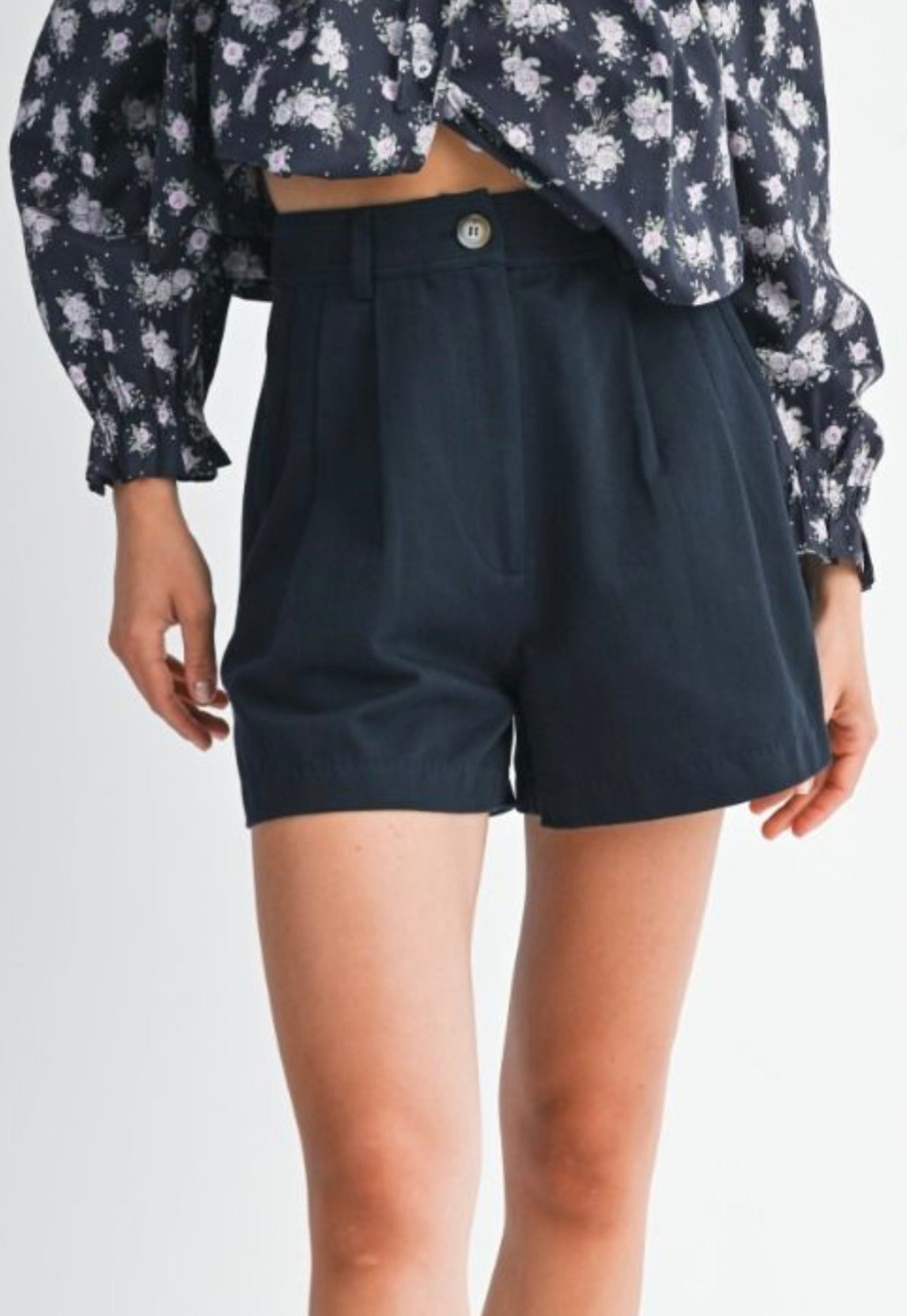 DIANA TWILL SHORTS