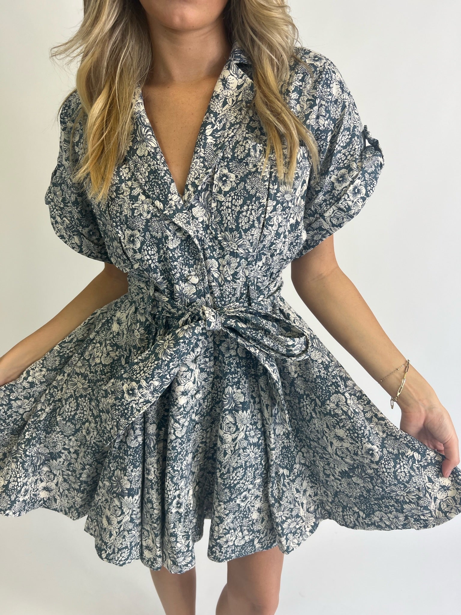 THE SUNFLOWER DRESS