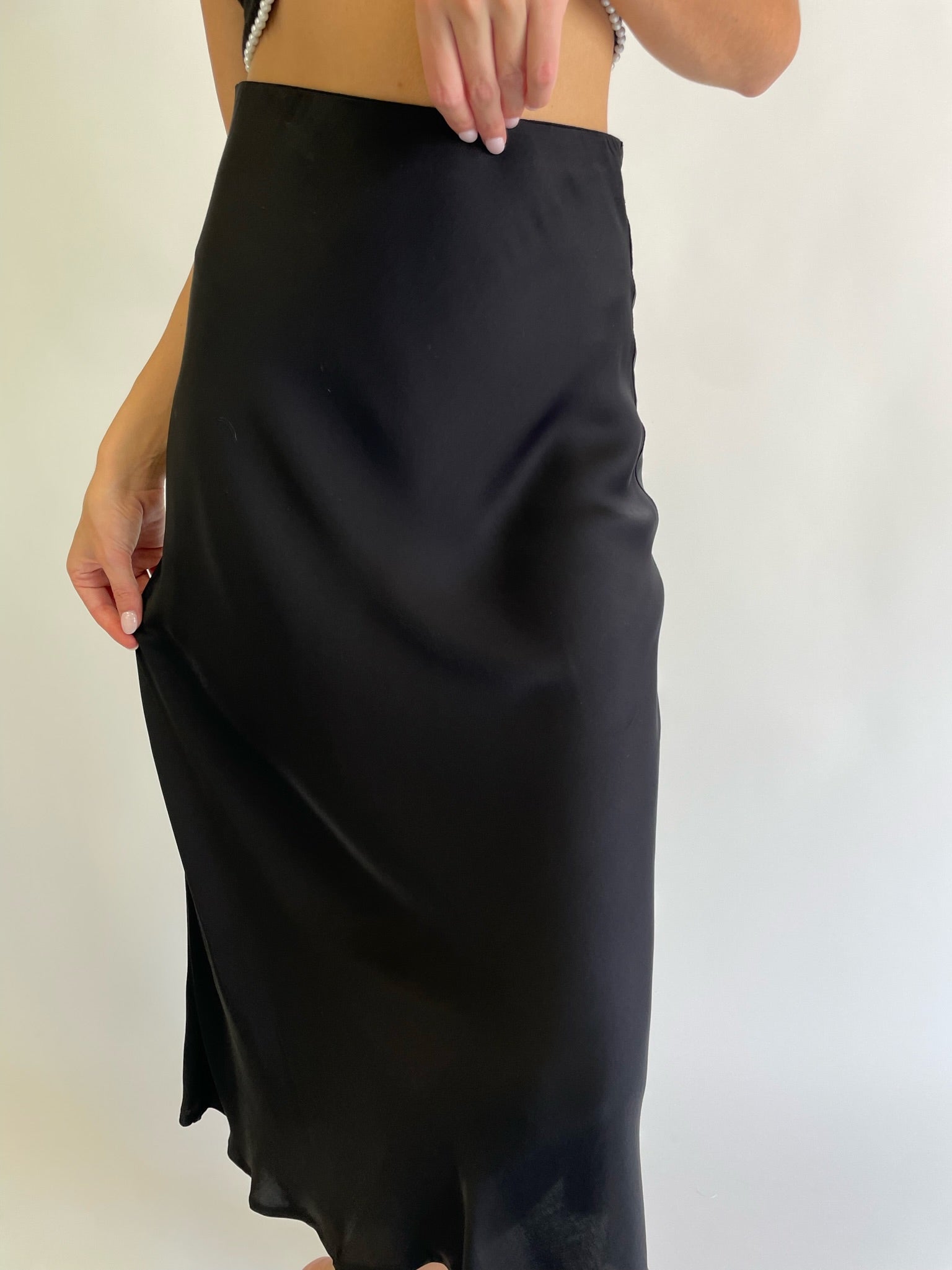 THE ROCK N ROLL MIDI SKIRT