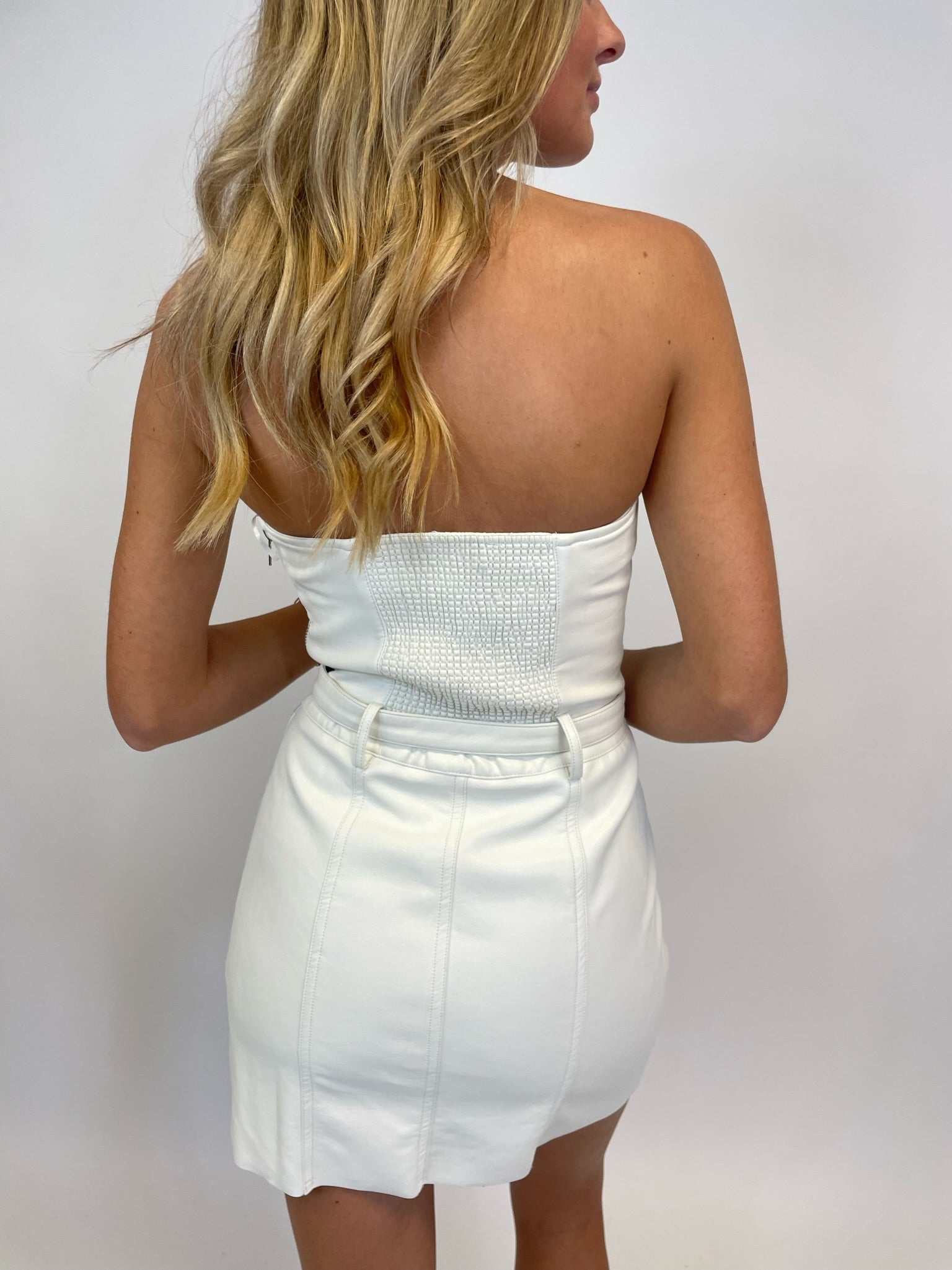 THE SHOWSTOPPER MINI DRESS