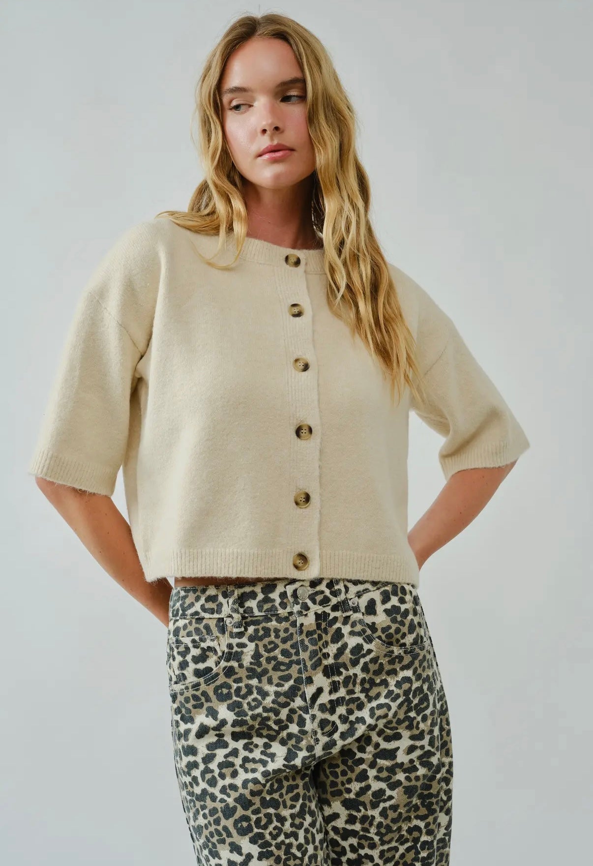 HATTIE SHORT SLEEVE CARDIGAN