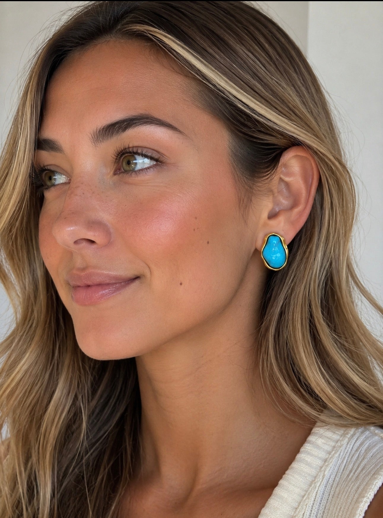 SEA BREEZE STUDS - Esther Penn