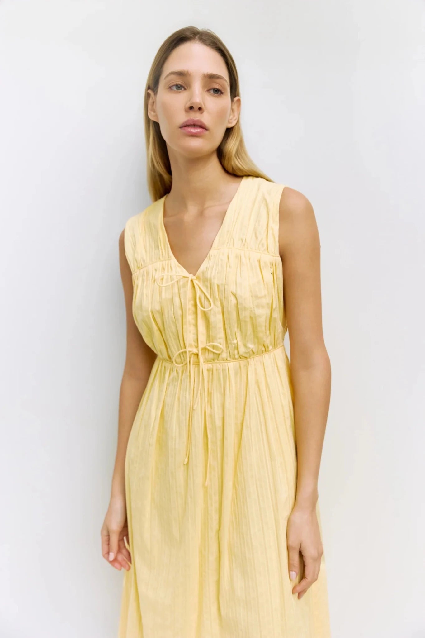 THE EMMY DRESS - Esther Penn