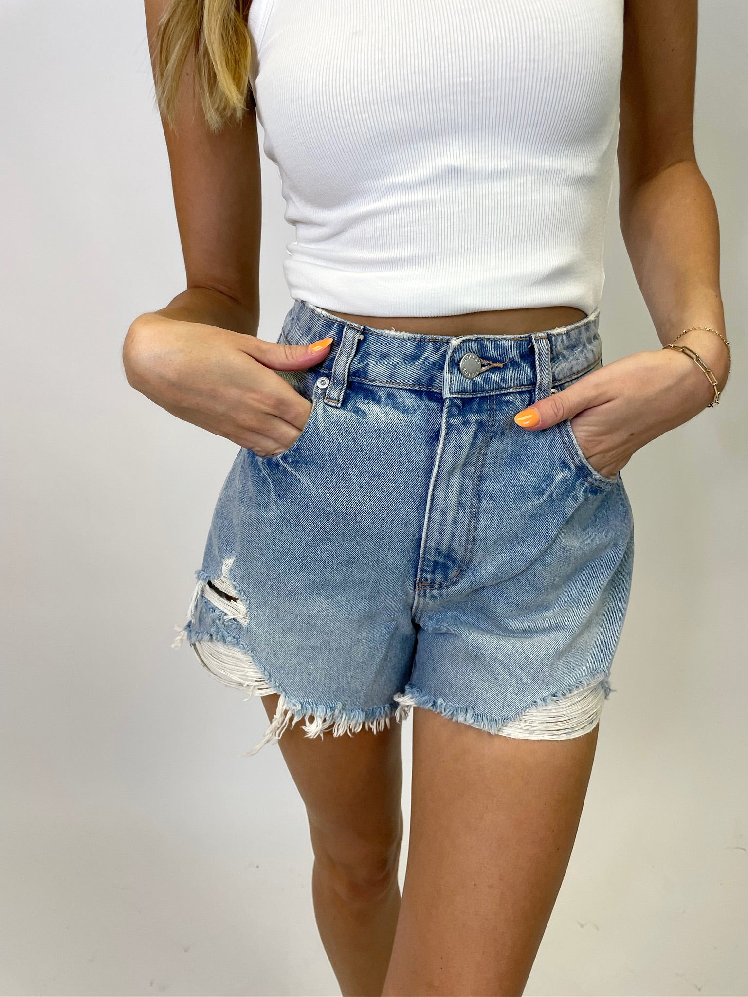 THE MIRAGE VINTAGE SHORT
