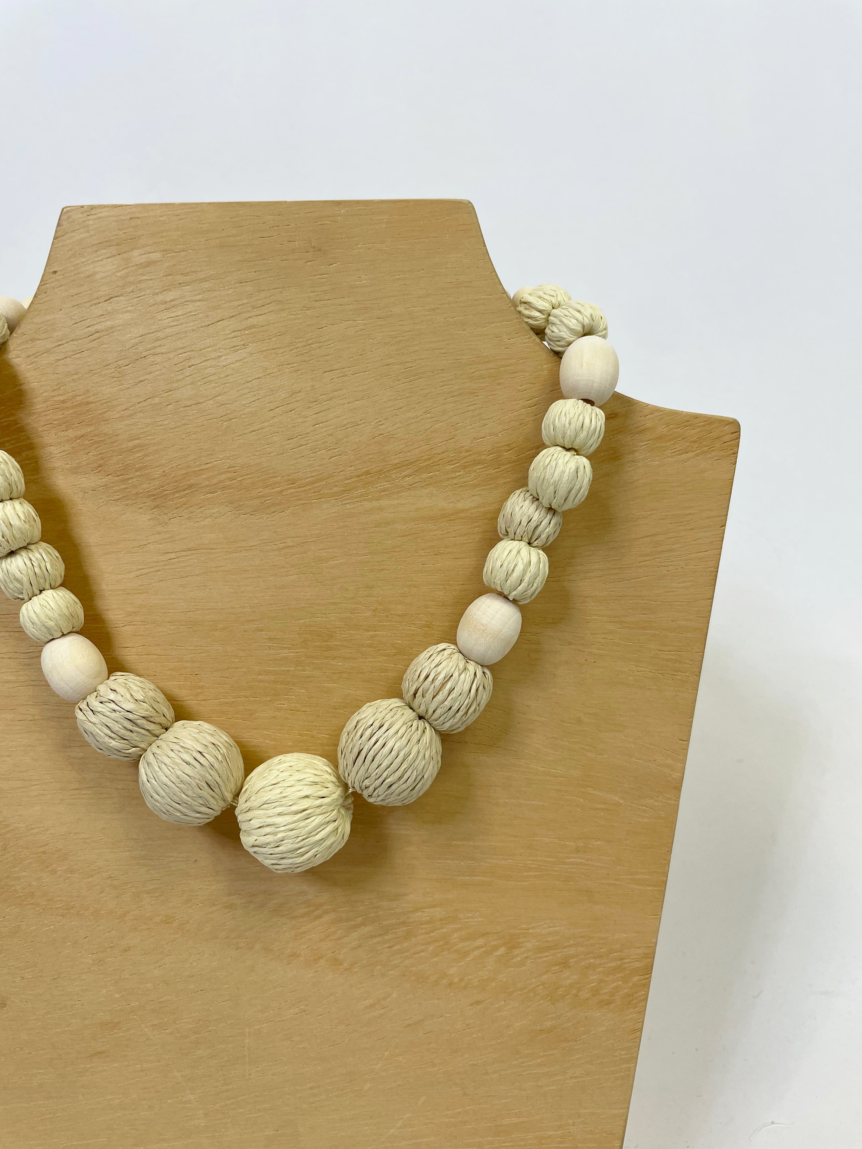 CALI NECKLACE
