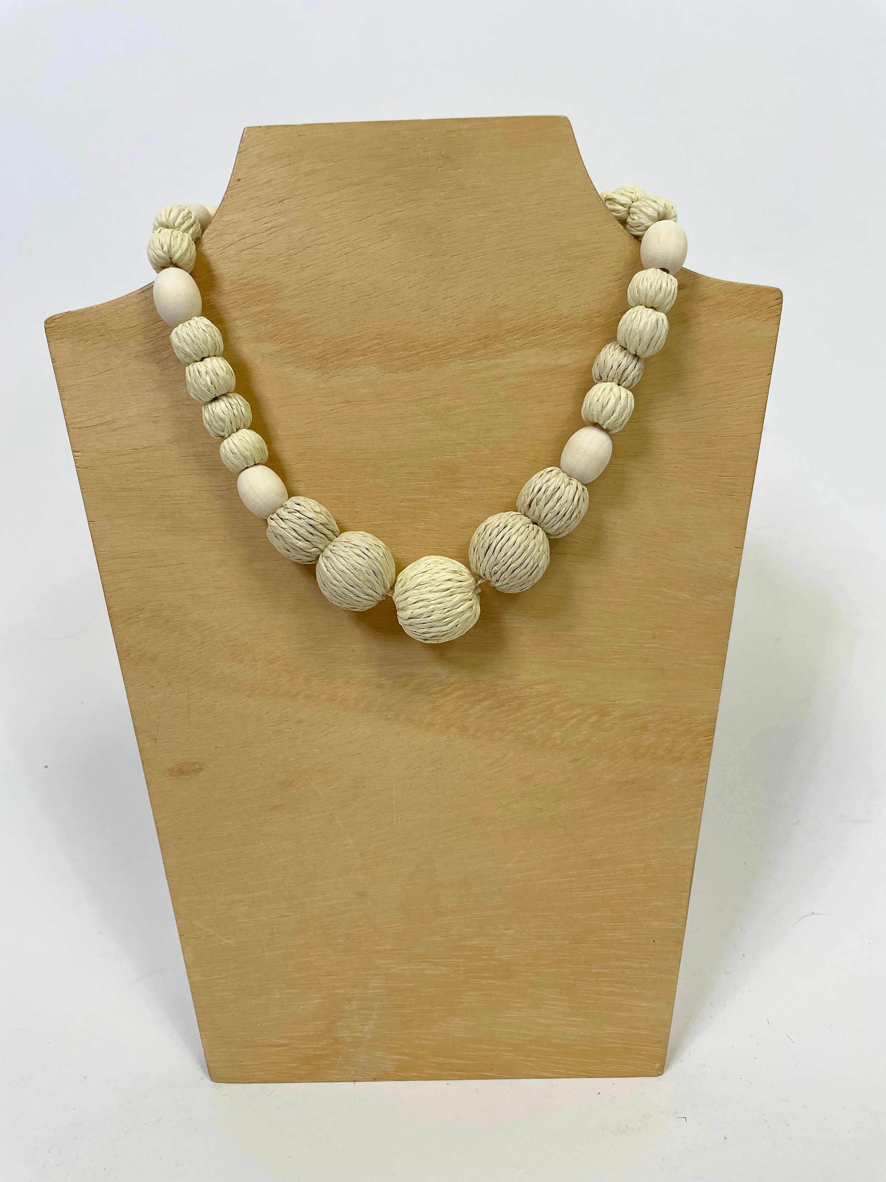 CALI NECKLACE