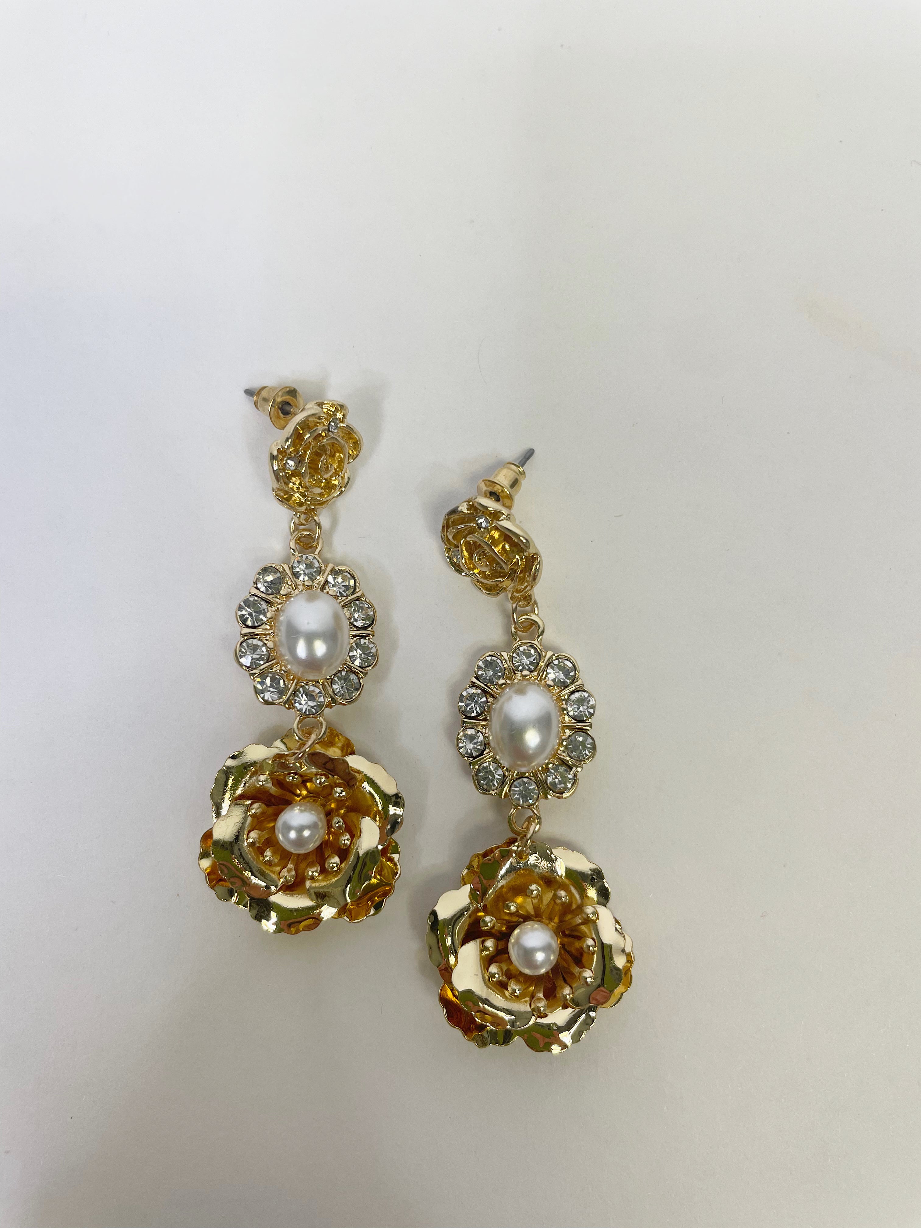 ROCKY FLOWER EARRING