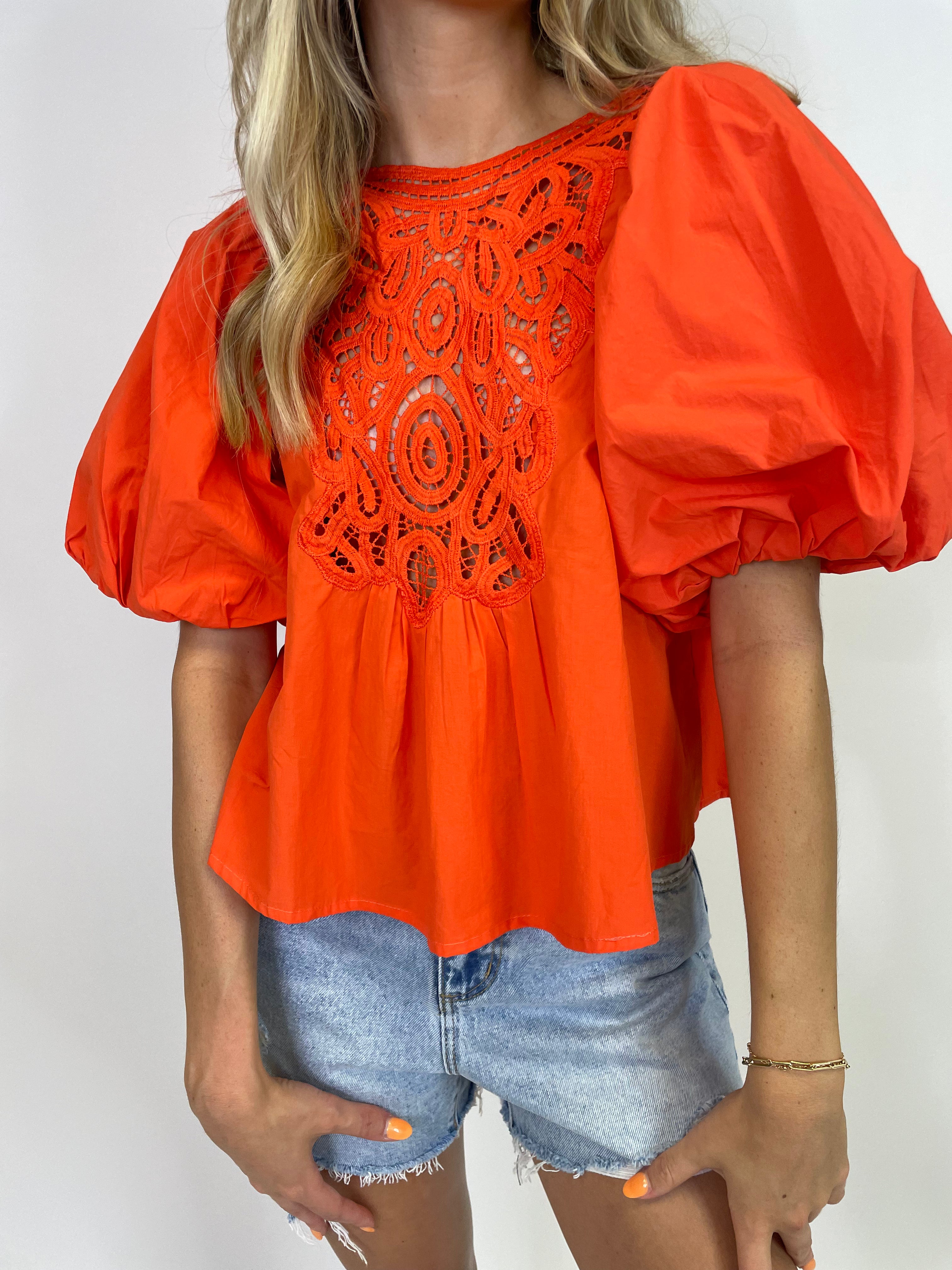 THE AMELIA TOP