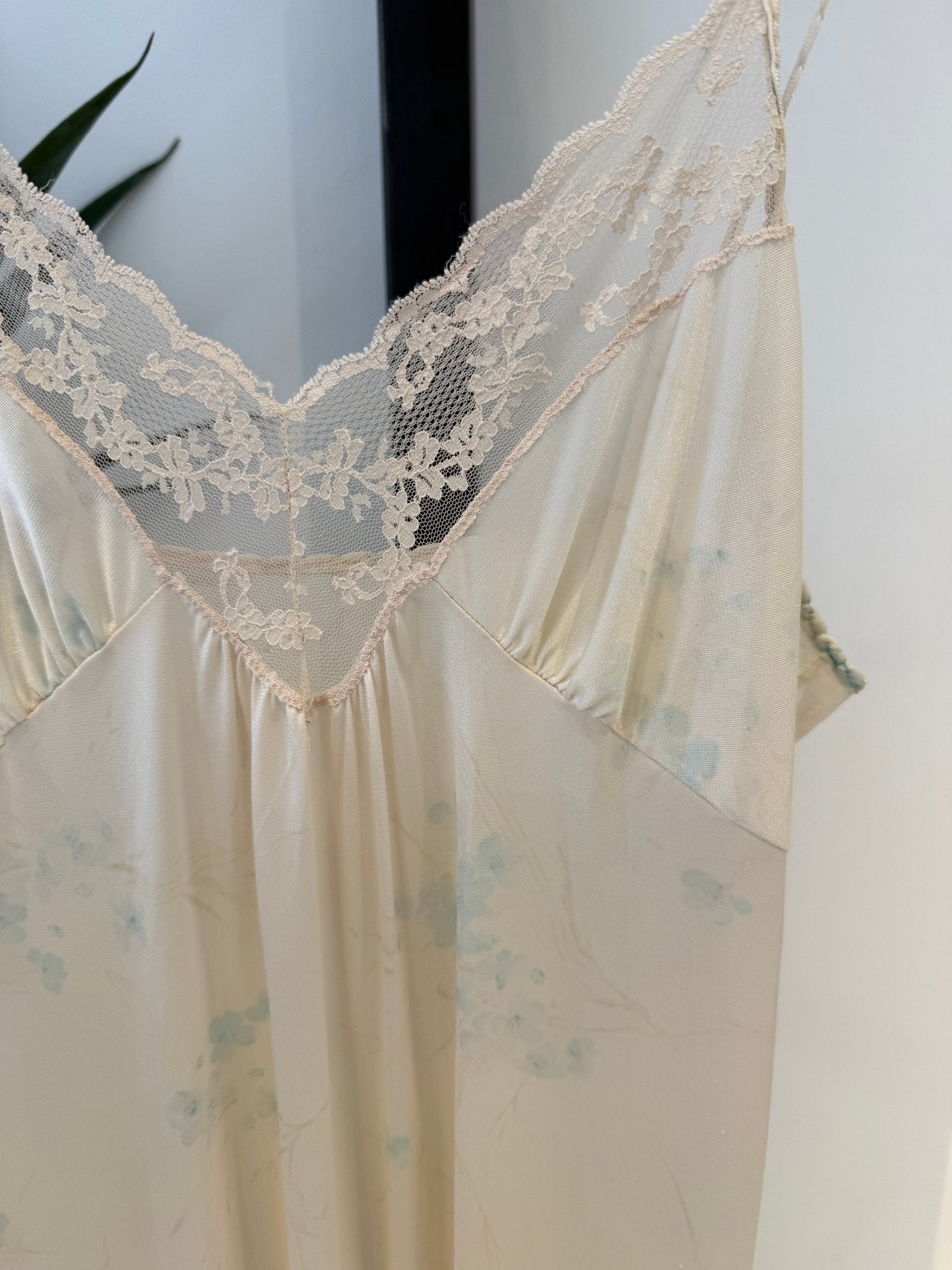 Vintage - pale floral maxi slip dress - Esther Penn