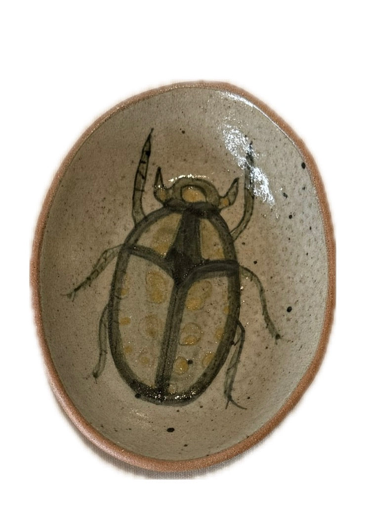 CREATIVE STONEWARE DISH - LARGE