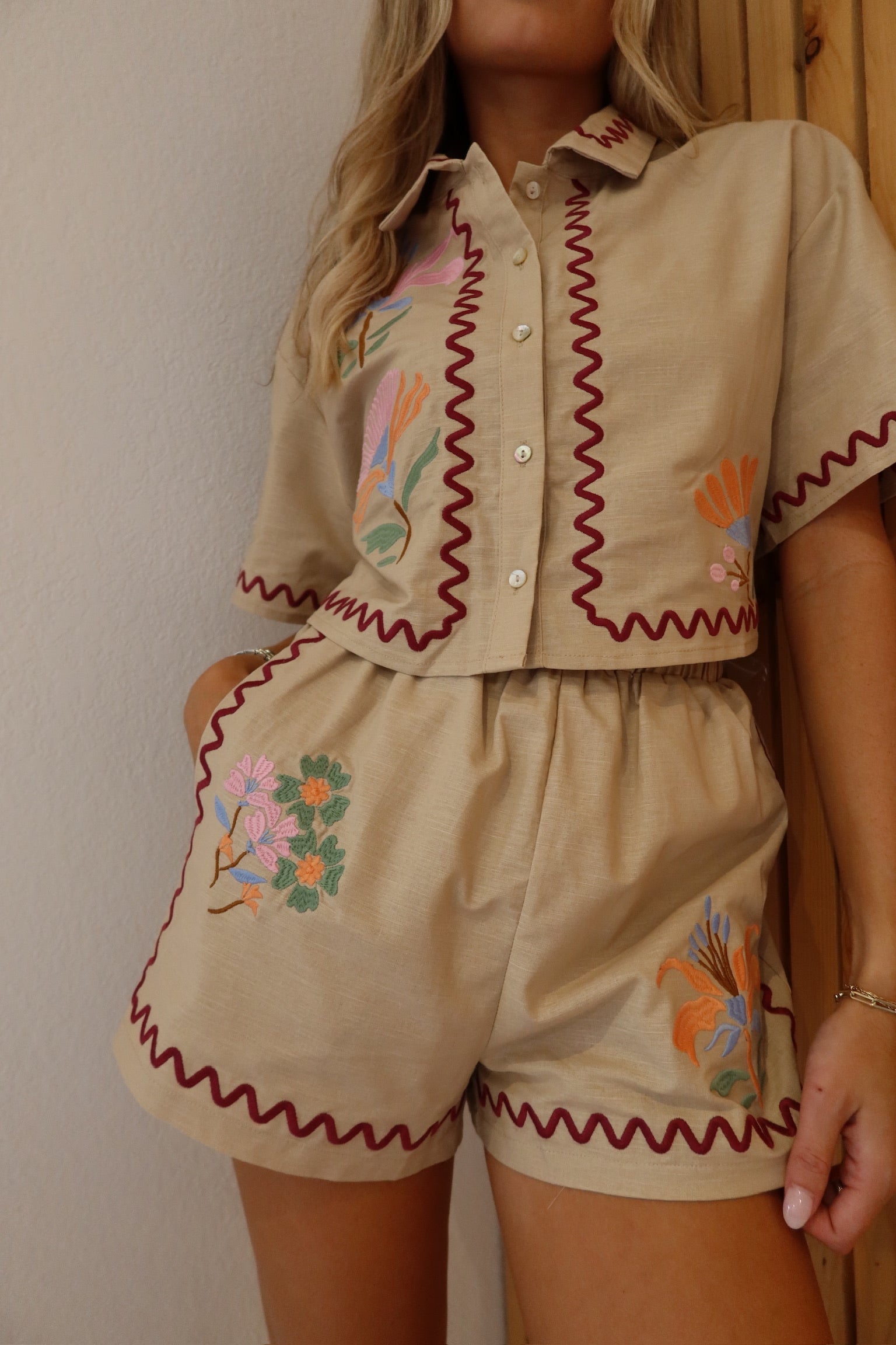 SUN SEEKER SHORTS