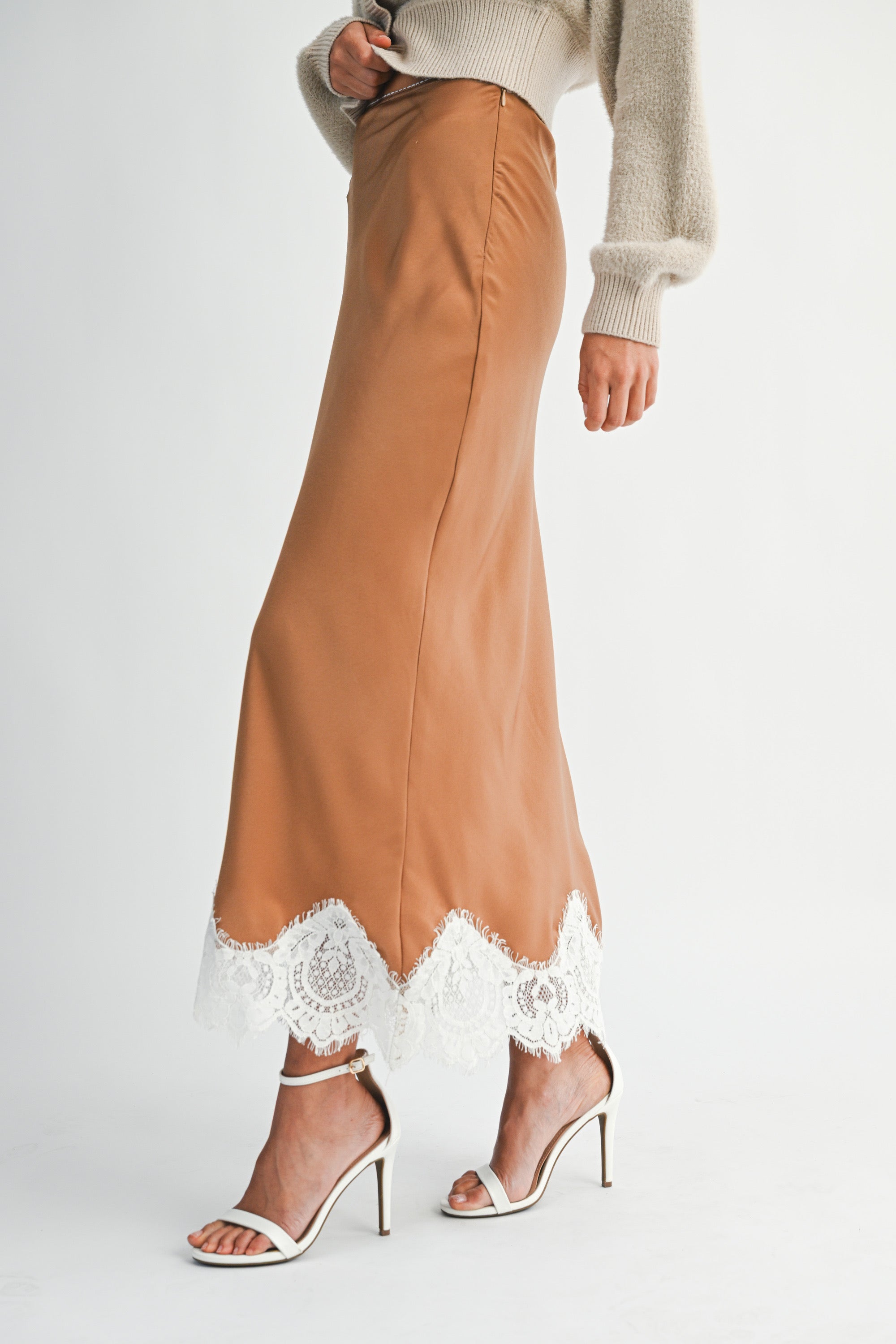 WYNNE LACE TRIM SKIRT