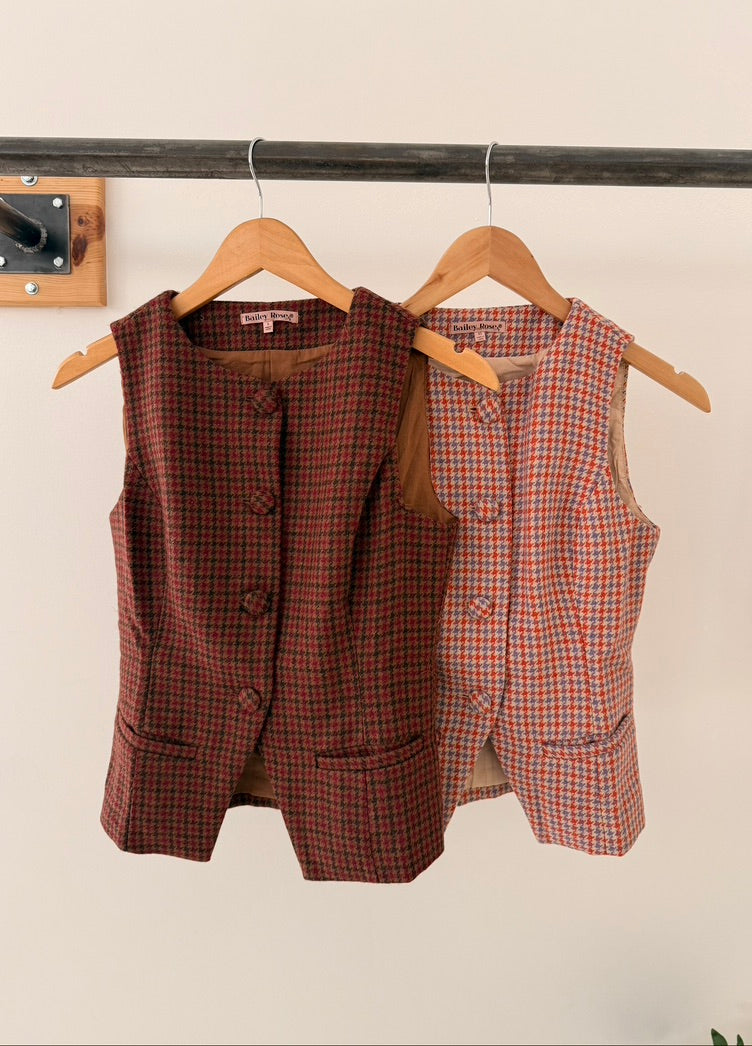 AMEENA VEST