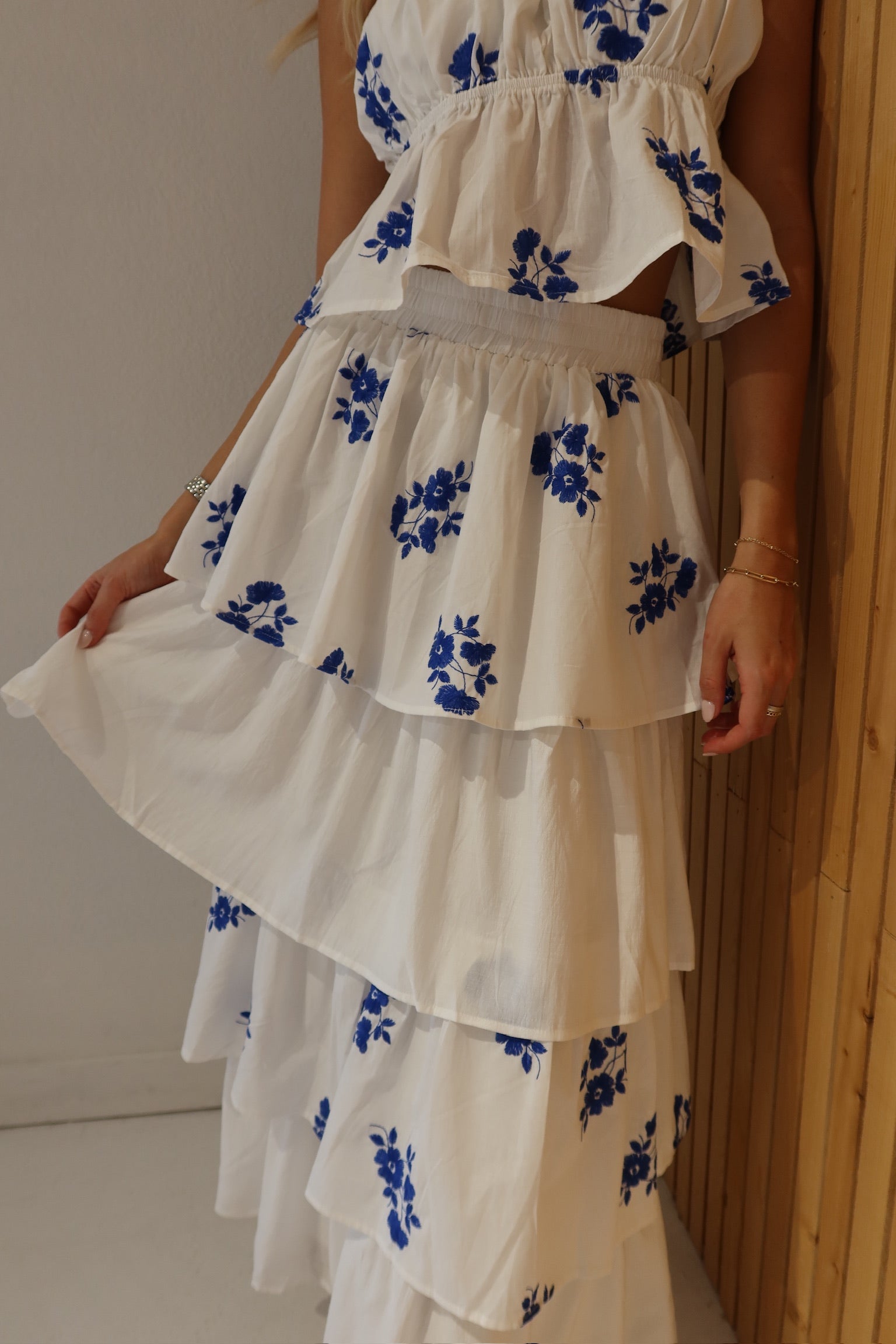 LOWEN MIDI SKIRT