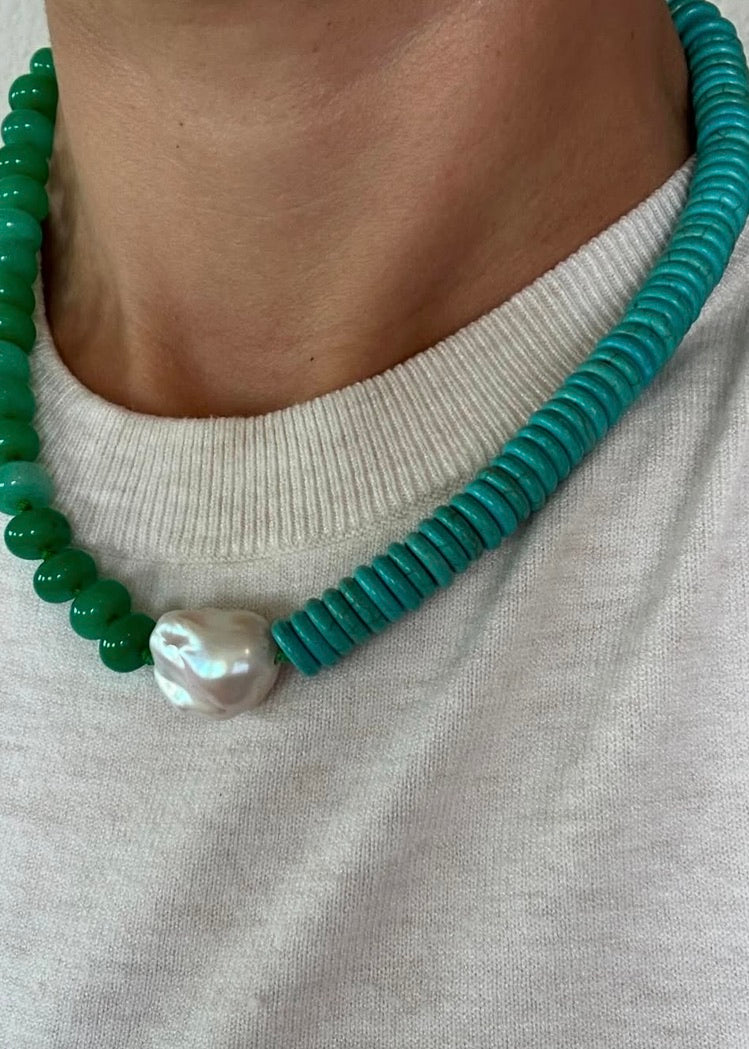 LAINEY NECKLACE