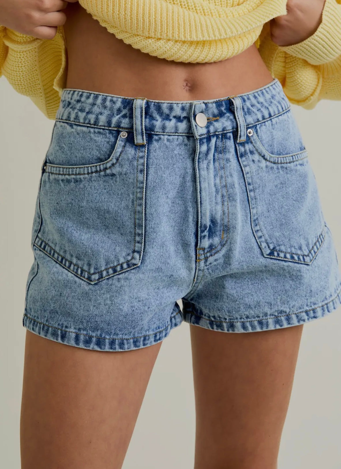 BECKER DENIM SHORTS