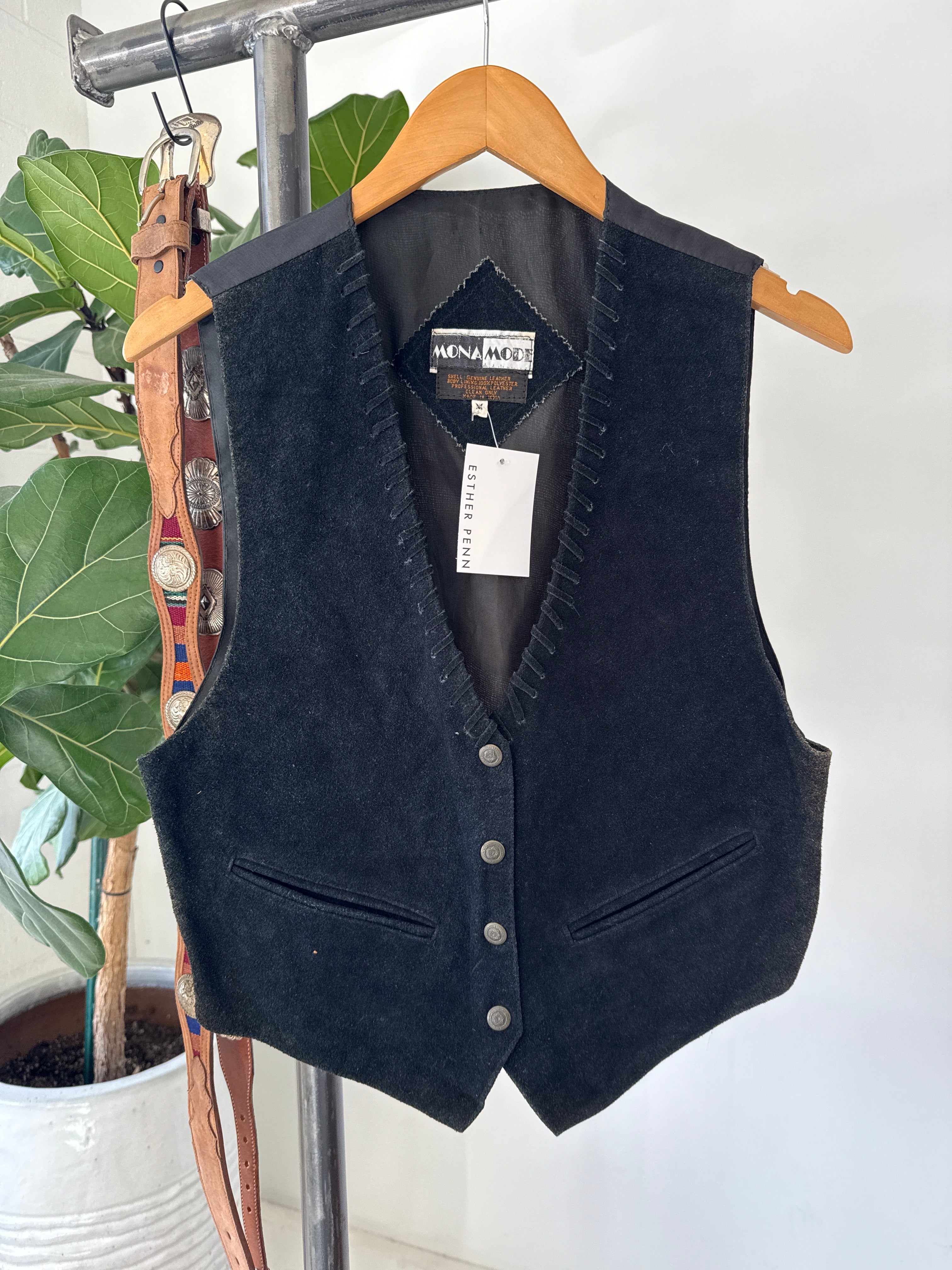 VINTAGE BLACK SUEDE VEST
