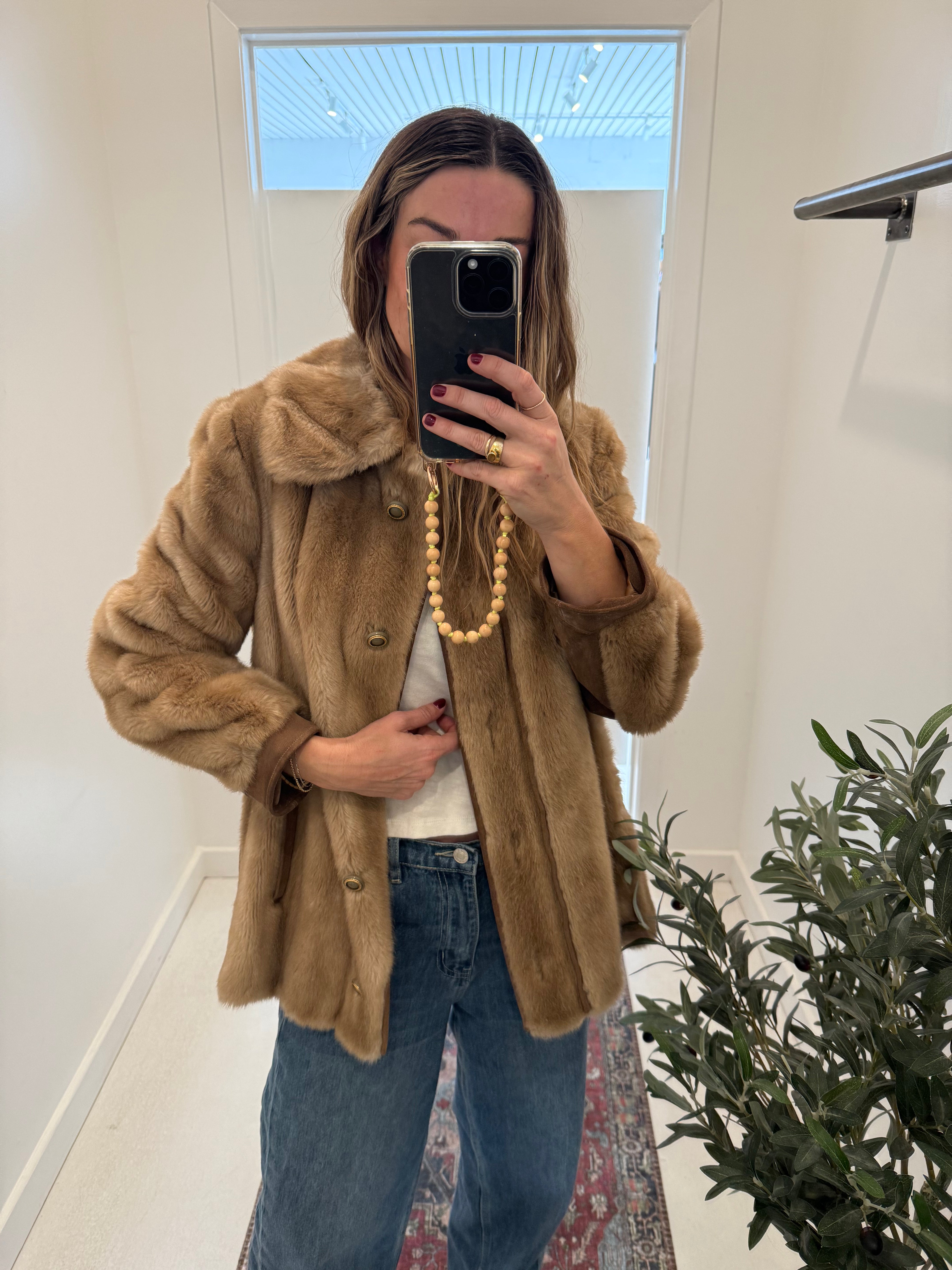 VINTAGE PETER PAN COLLAR FUR