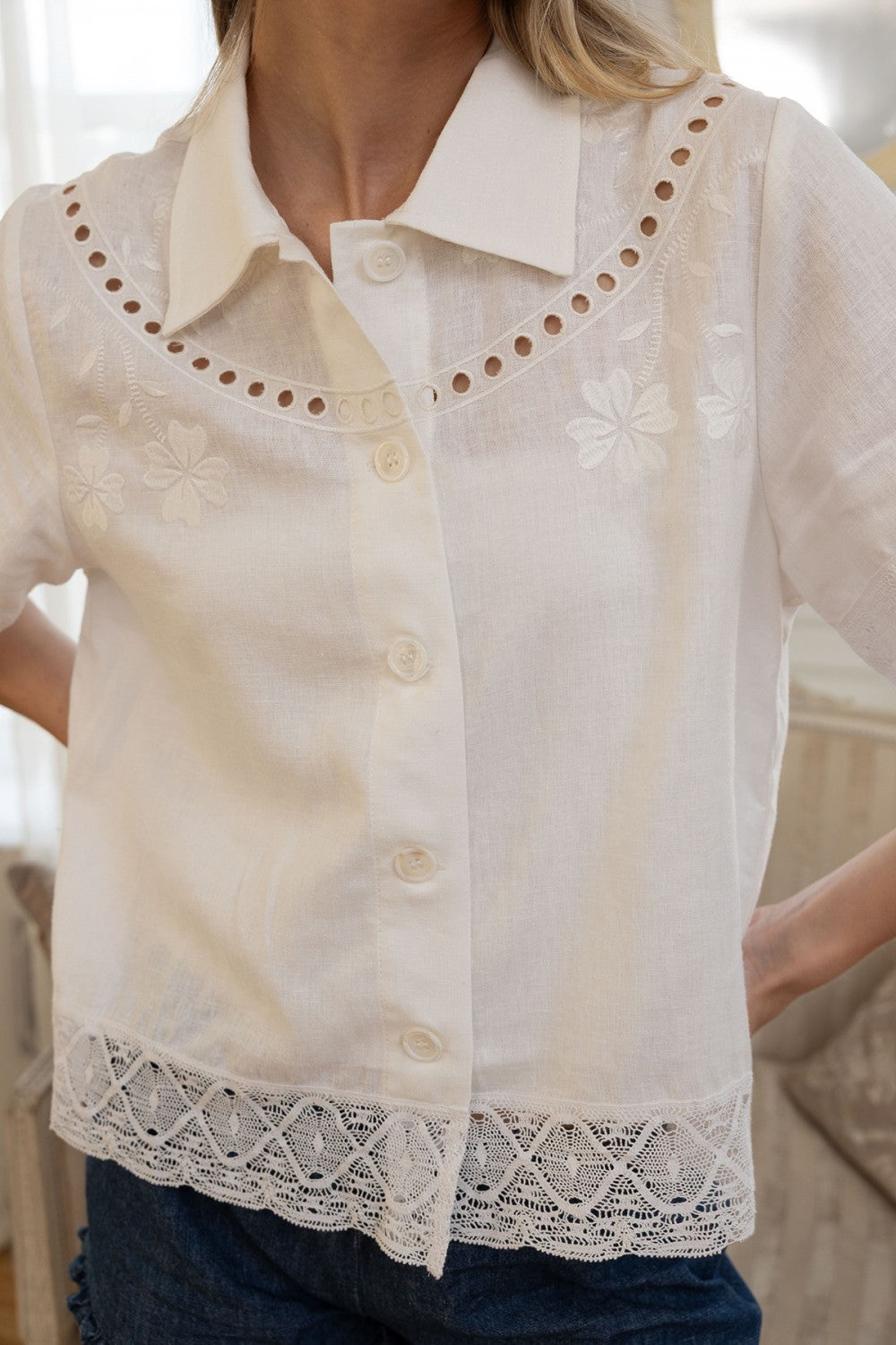 SO IN LOVE LACE TRIM TOP